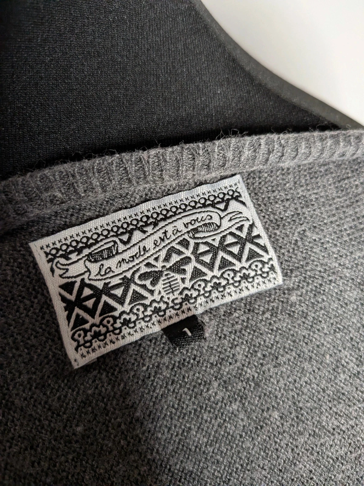 Pull chauve souris – photo 12